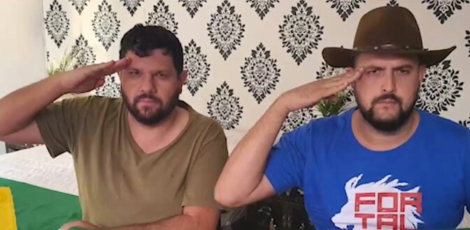 Tchutchucas Bolsonaristas Pedem asilo político a comunistas mexicanos